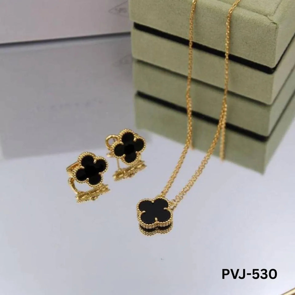 Black Four Leaf Pendant Earring Set for Women