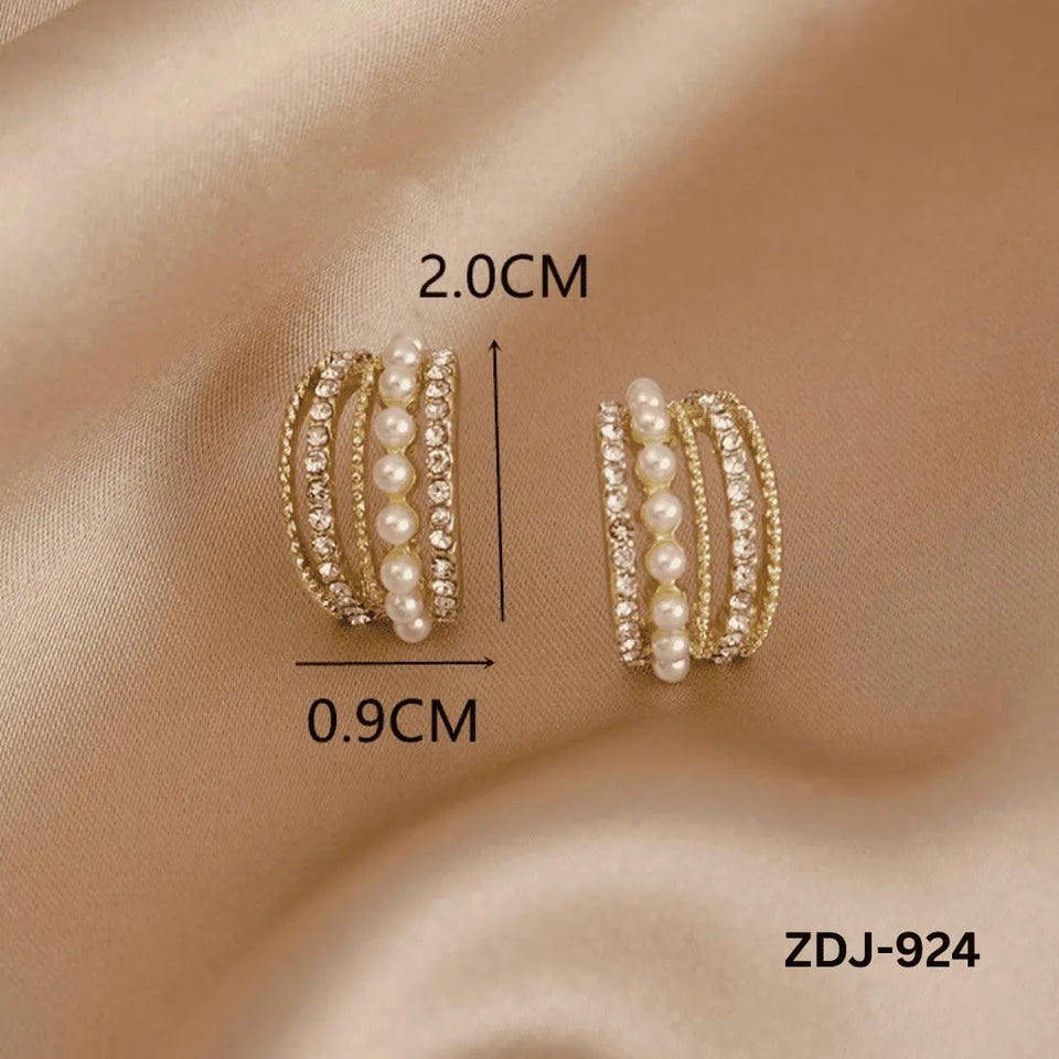 Elegant Korean Style Pearl Crystal Earrings Silver Alloy 2 Pcs
