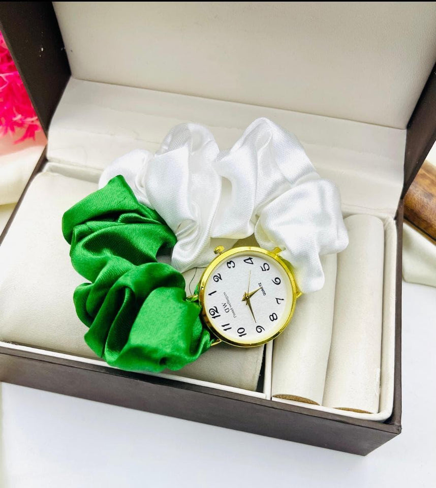 Stylish Women's Quartz Watch - Water Resistant - 1 Pc Green Strap